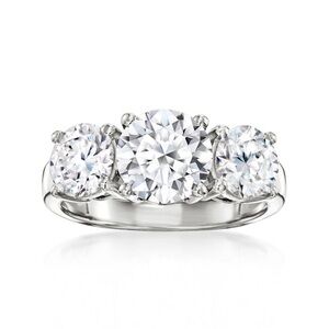 18k 4ct Three-Stone Ring